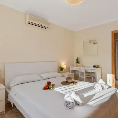 Mila 10 - Plusholidays *