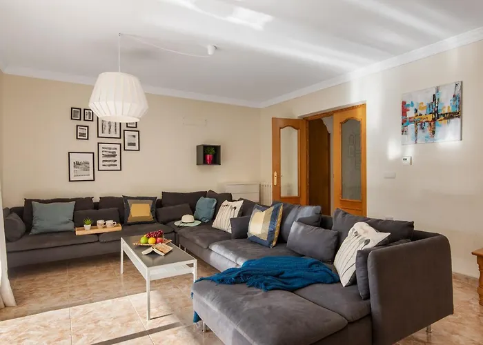 Mila 10 - Plusholidays Villa *