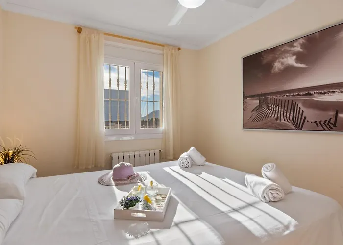 Mila 10 - Plusholidays Villa