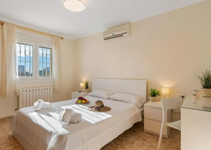 Mila 10 - Plusholidays Villa