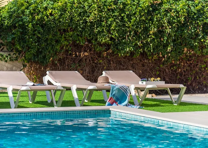 Mila 10 - Plusholidays *