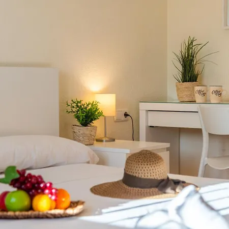 Mila 10 - Plusholidays