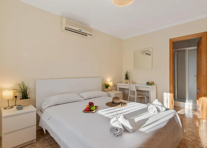 Mila 10 - Plusholidays *